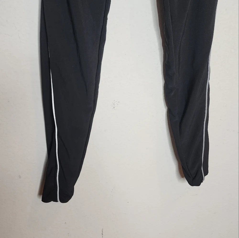 ASOS AYM highrise bodycon black legging with‎ contrast piping. Size XS.